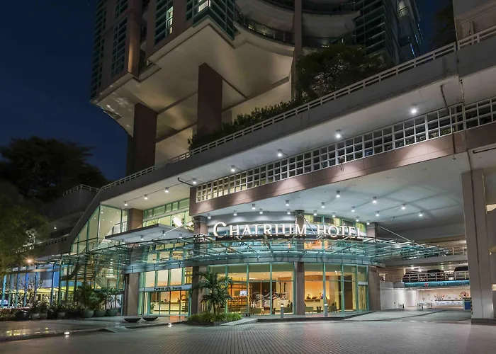 Hoteles de Lujo en Bangkok cerca de Casa de Jim Thompson