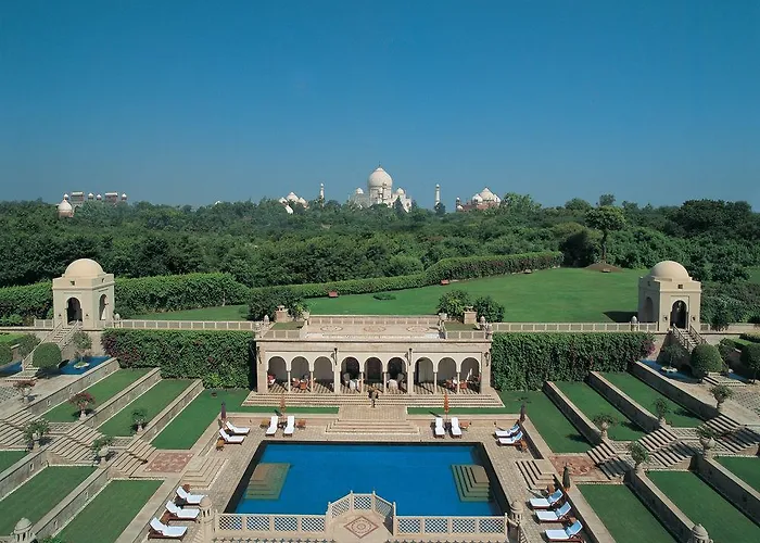 Hoteles de Lujo en Agra (Uttar Pradesh) cerca de Taj Museum